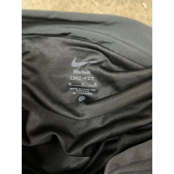 NIKE - SWIFT DRI-FIT MID-RISE 2.5" BRIEF-LINED SHORT /M/ NWT - Picture 6 of 7